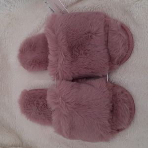 Faux fur slide slipper